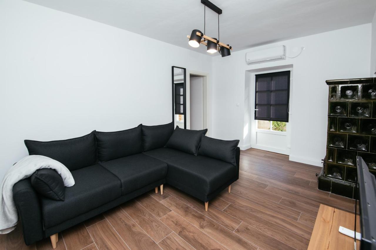 Ferienwohnung Barbarossa Sveti Filip i Jakov Exterior foto